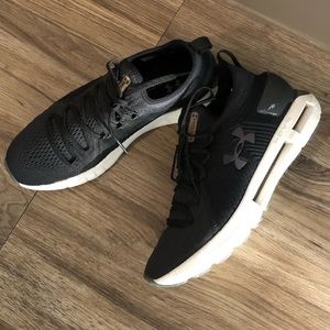 Under Armour HOVR men size 8.5